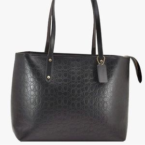 COACH Authentic Leather COACH Signature Shoulder Shopping Tote Bag in BLACK!